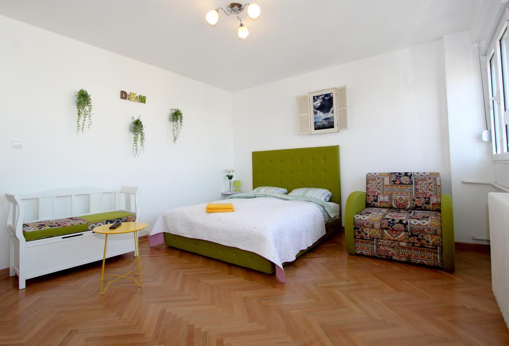 Ferienwohnung Dream Apt With Parking Belgrad Exterior foto